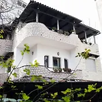 Ξενοδοχείο Sanremo 3*