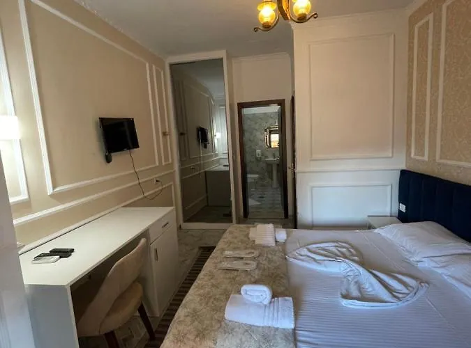 Sanremo 3* Τίρανα