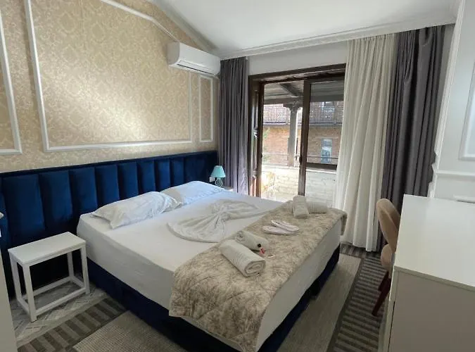 Sanremo 3* Τίρανα