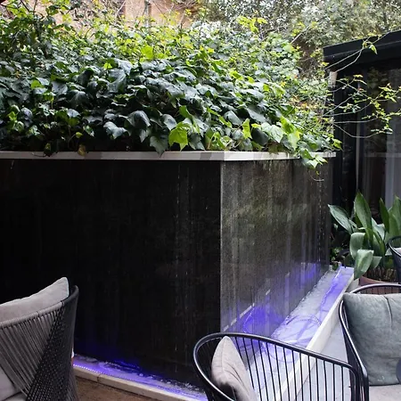 Sanremo מלון טיראנה